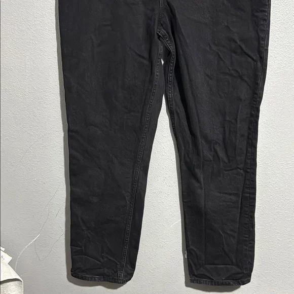 Abercrombie & Fitch Curve Love Ultra High Rise 90s Straight Jean - Picture 4 of 9